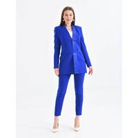 Костюм с атласным воротником и полупоясом Saks Blue